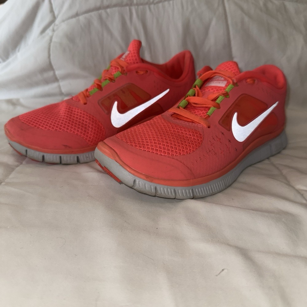 Nike‎ Free Run 3 Women's Size 8 Running Shoes Coral Pink Athletic Nurse
